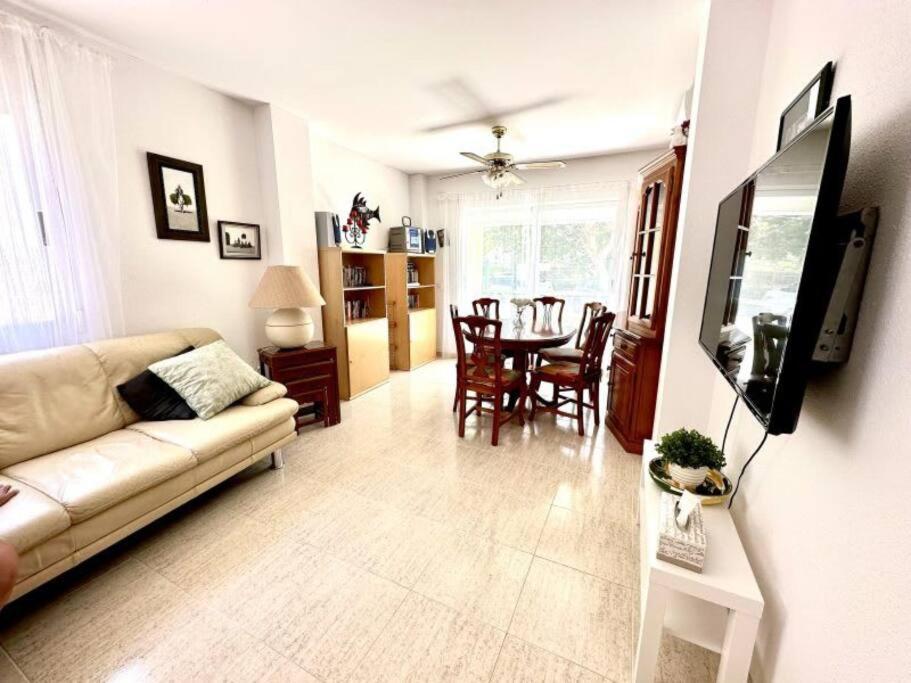 Three Bedroom Apartment, Prime Javea Location 外观 照片